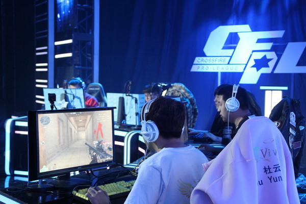 如投掷物品 如投掷物品