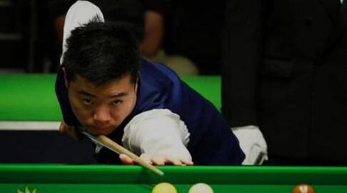 图片报：门兴前锋克莱因丁斯特将首发战意大利，赛季已15球6助攻.